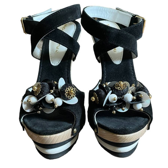 NWOT Nelly Venturi Womens Suede Heel Sandals Buckle Strap Size 6.5US Black - Picture 1 of 6